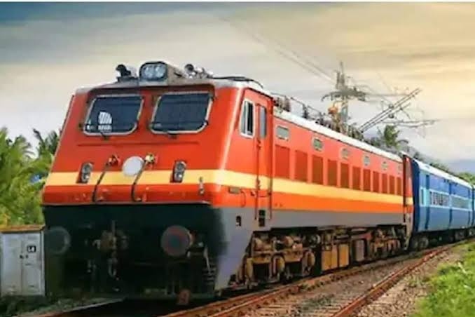 जबलपुर-कोयंबटूर एक्सप्रेस को मिली नियमित सेवा, 23 अक्टूबर से नए नंबर पर दौड़ेगी ट्रेन